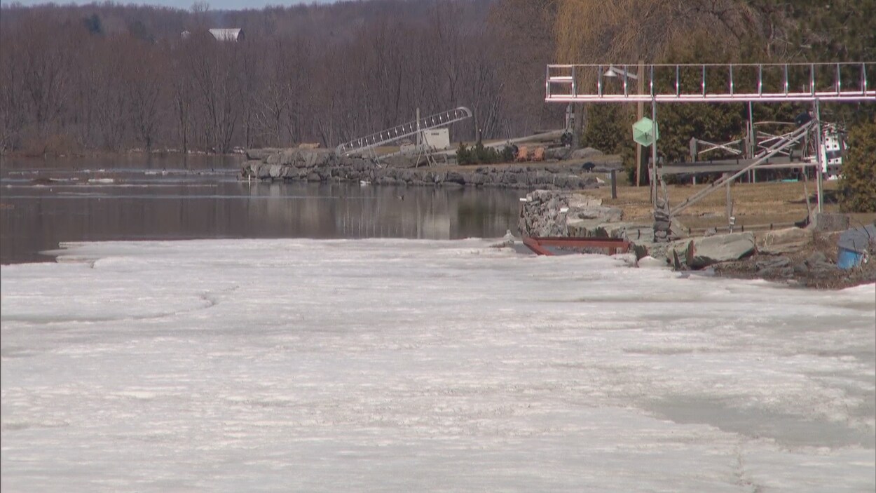 La rivière des Outaouais à la hauteur de Clarence-Rockland.