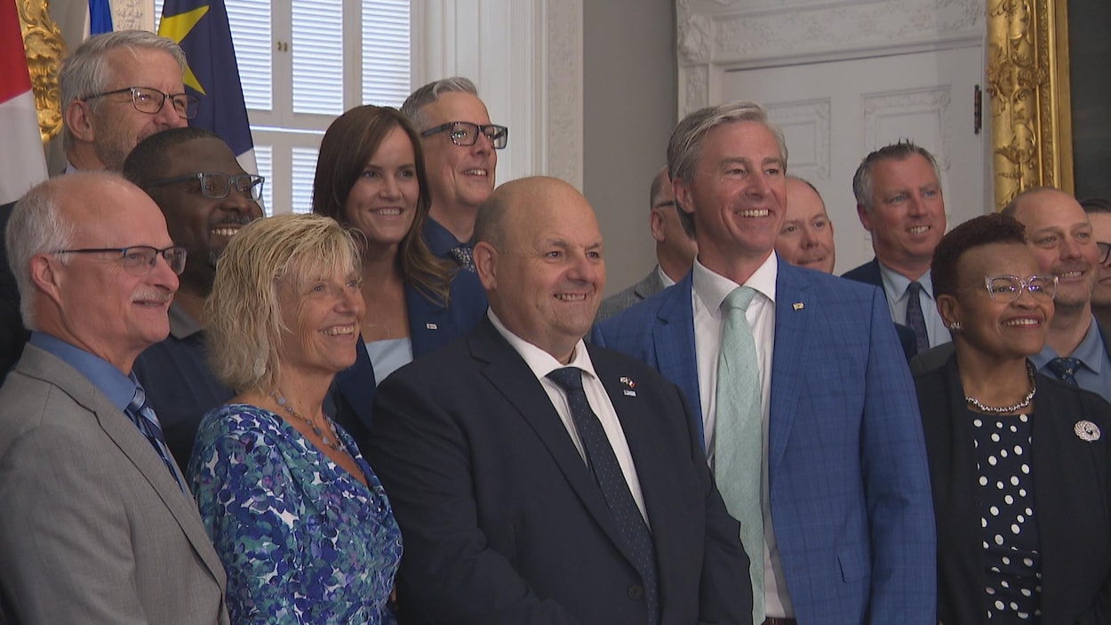 Claude Bourgeois devient officiellement député de Chéticamp