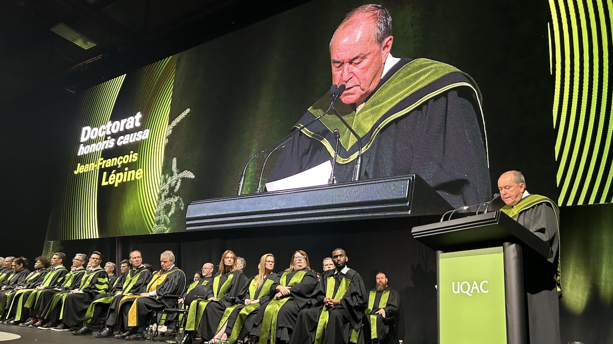 L’ex-journaliste Jean-François Lépine reçoit un doctorat honorifique de l’UQAC