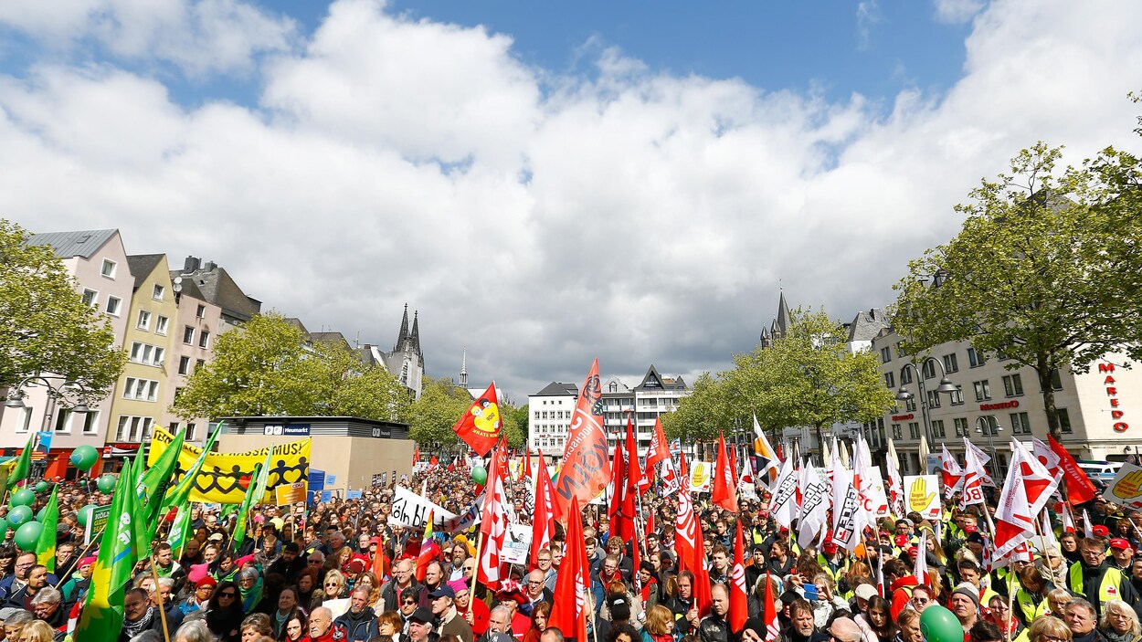 Manifestation à Cologne contre le parti d'extrême-droite AFD