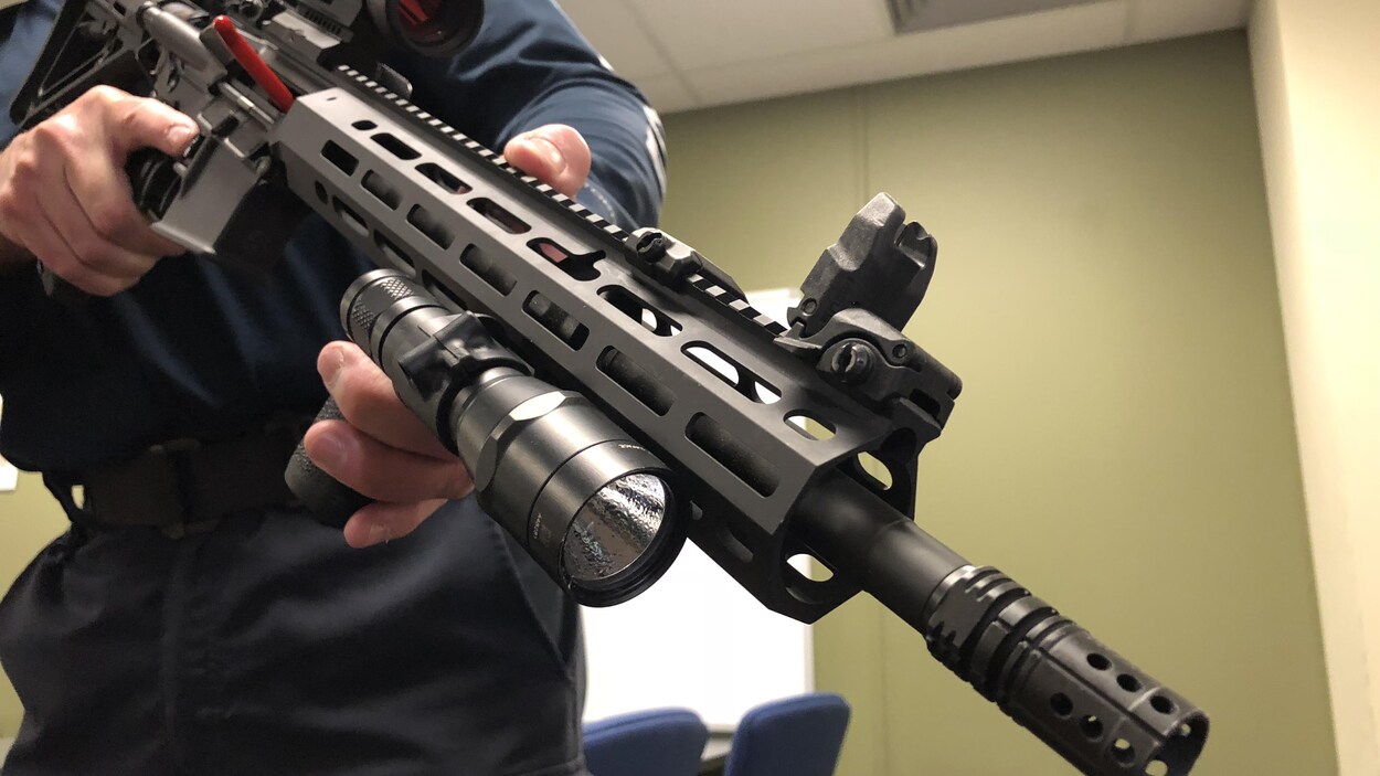 Un fusil d'assaut Un fusil d'assaut