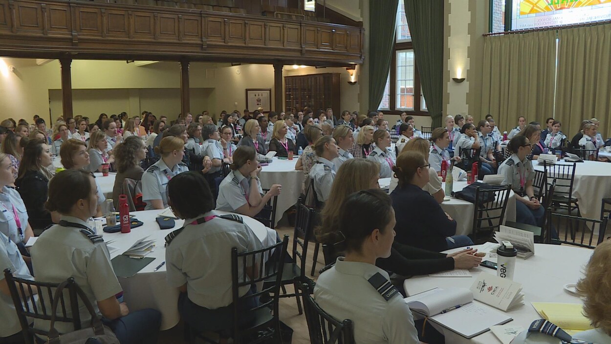 La 14e conférence sur les femmes en aviation se déroule à Calgary.