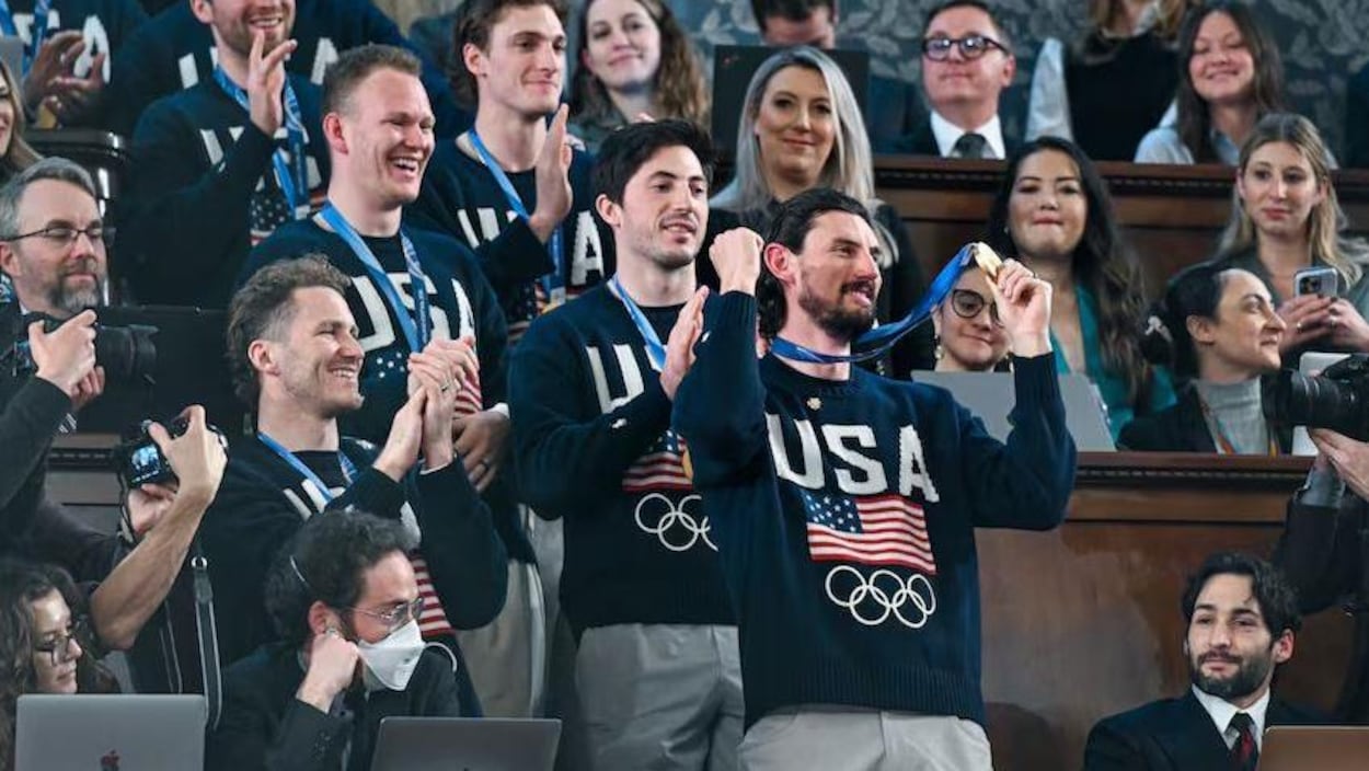 Donald Trump décerne la médaille présidentielle de la Liberté au gardien des Jets