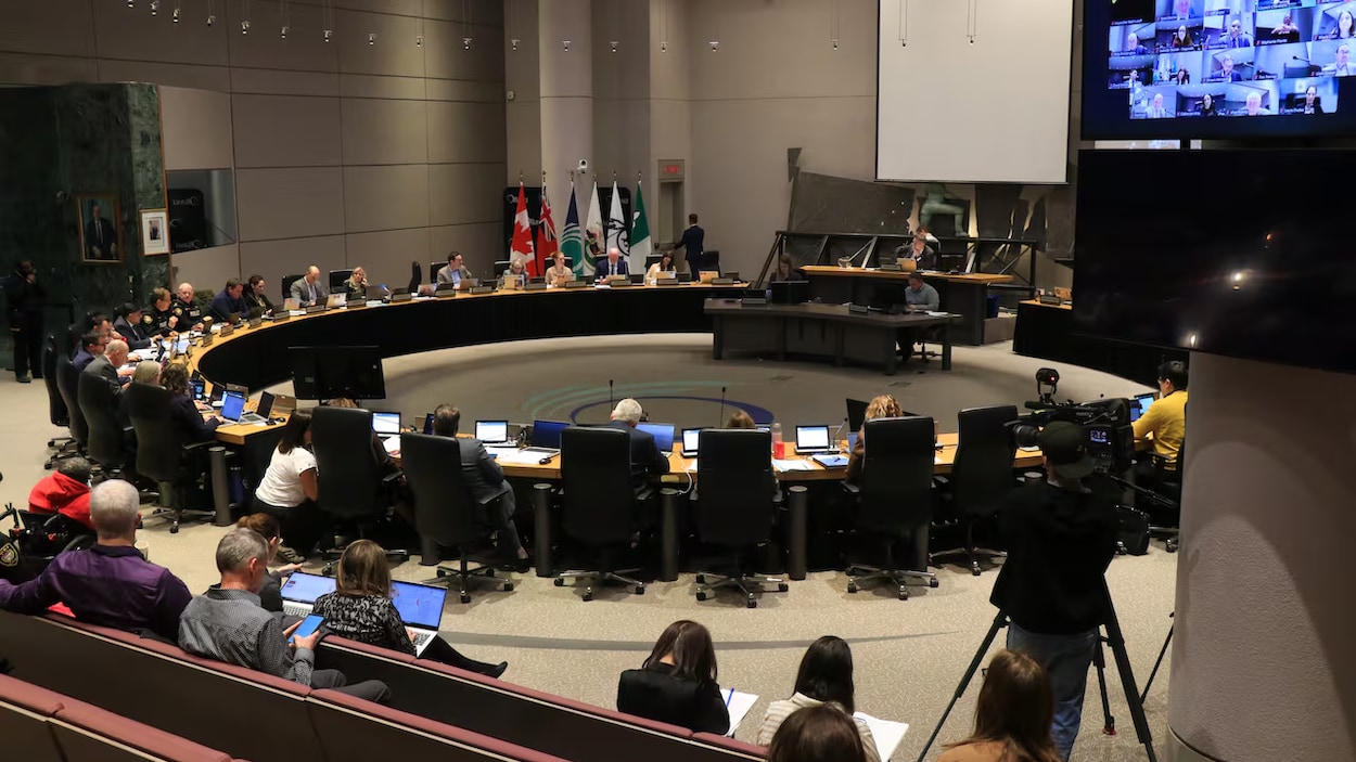 Une nouvelle taxe pour combler le déficit de 1G $ de la ville d'Ottawa