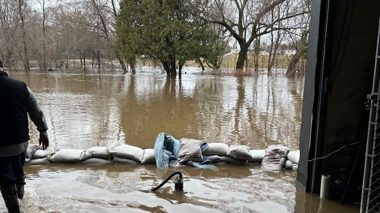 Des entreprises ontariennes subissent des pertes en raison des inondations
