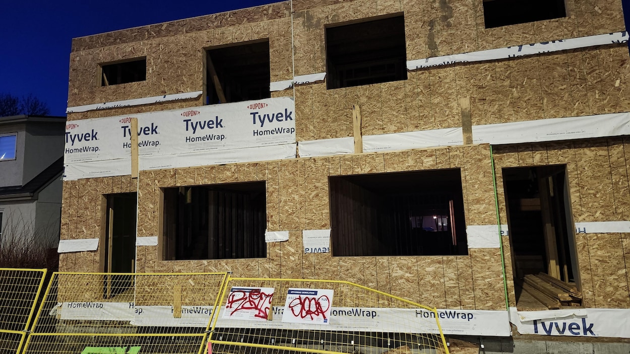 La pluie retarde les chantiers de construction d’Edmonton