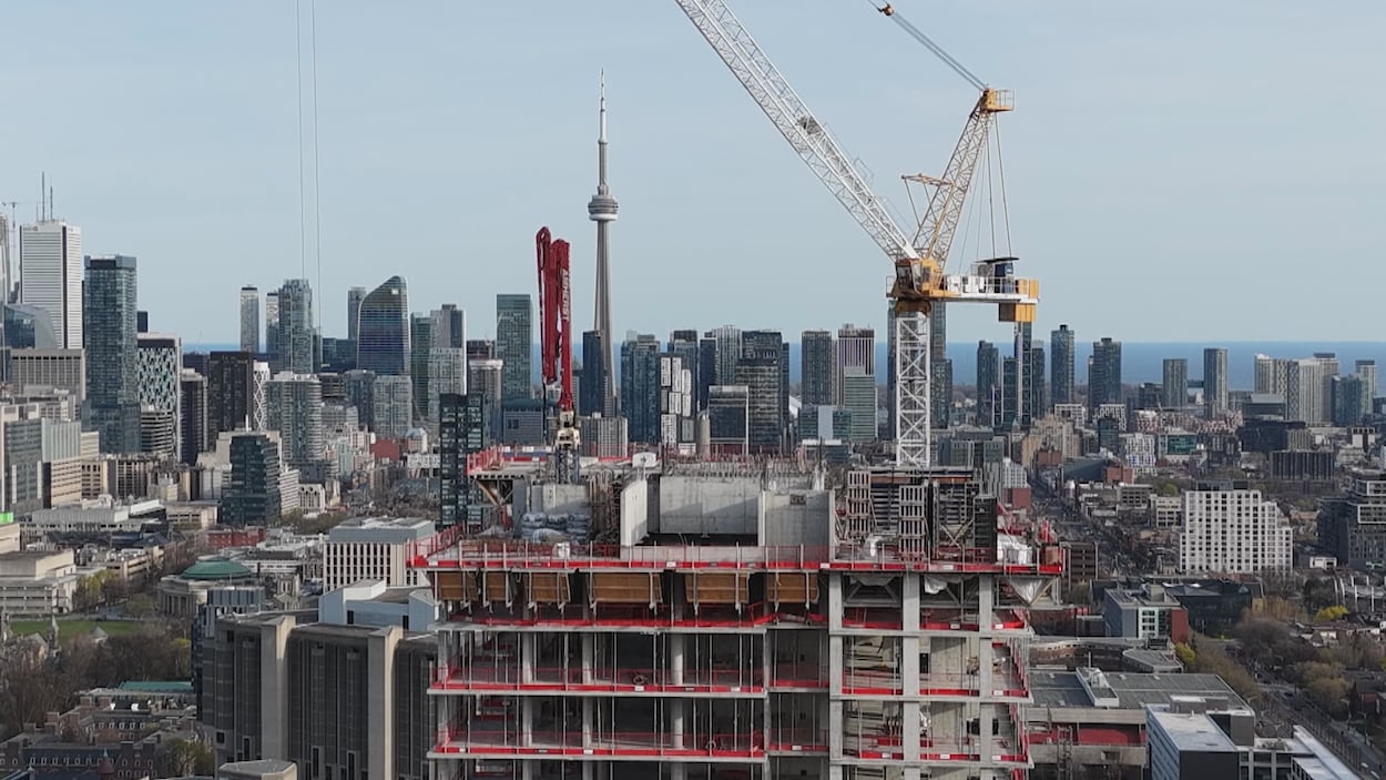 Toronto s’allie à Ottawa et l’Ontario pour accélérer la construction de 44 000 logements