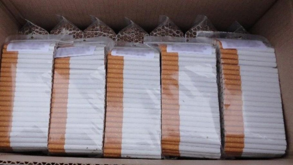 Des cigarettes de contrebande.