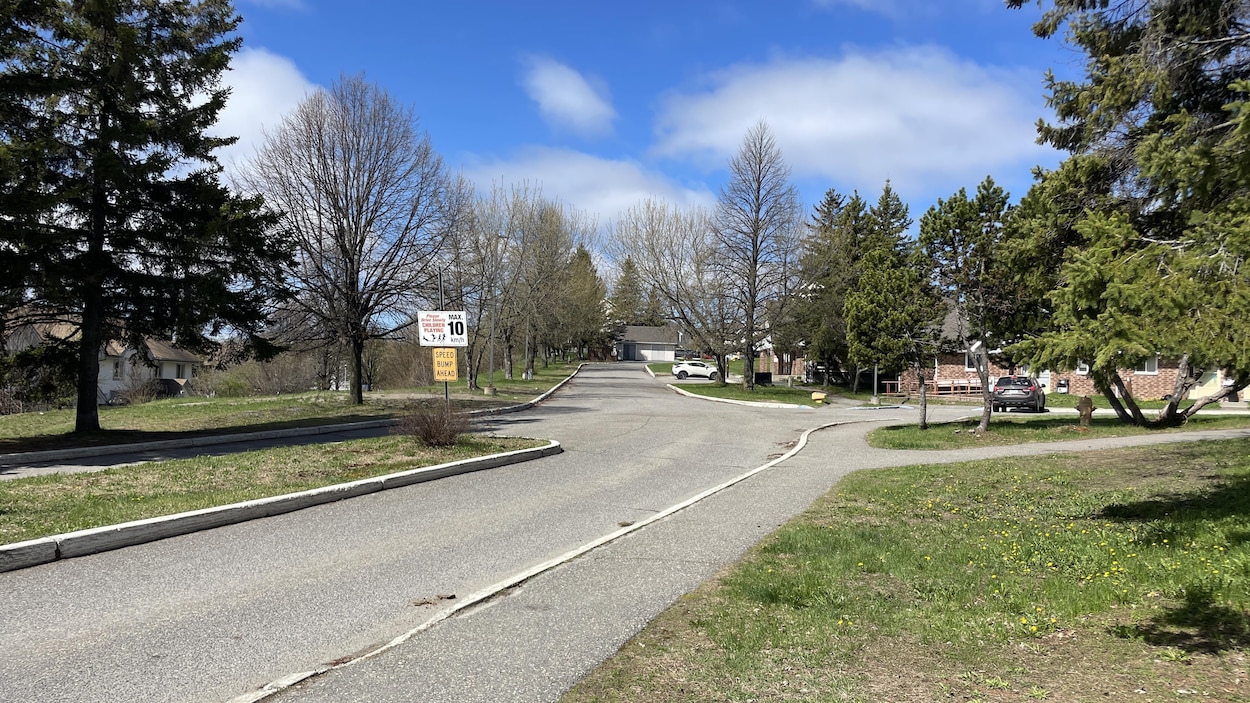 Une fillette de 6 ans meurt après avoir été happée par un véhicule à Sudbury