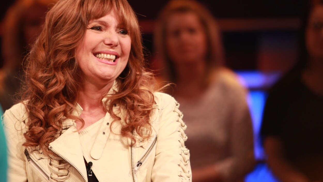 L'artiste peinte Joanne Corneau, alias Corno, lors d'un enregistrement.