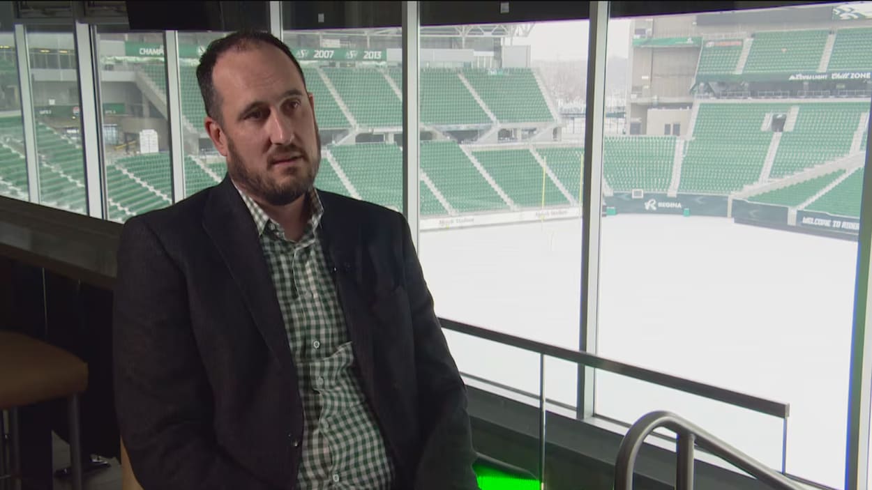 « On l’a fait ! » : Craig Reynolds savoure la victoire des Roughriders à la Coupe Grey