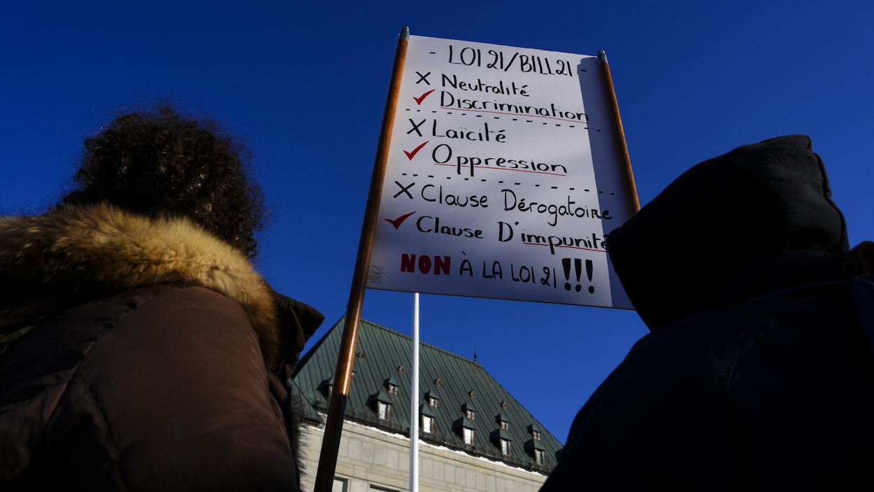 Loi 21 : la cause sera tranchée par sept juges de la Cour suprême