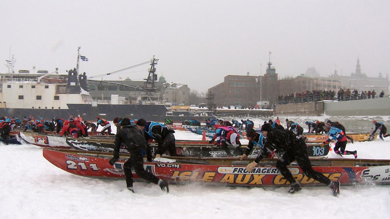 Course en canot à glace