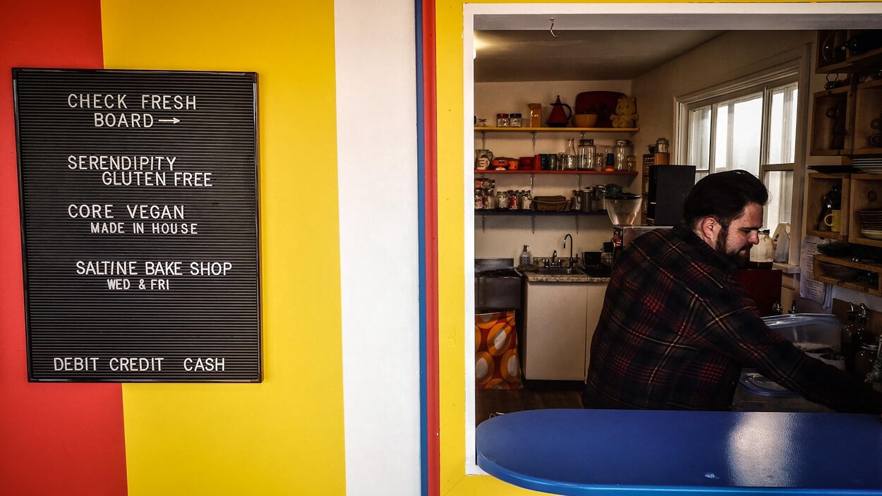 Le copropriétaire du Core Coffee, Tim Weisgarber.