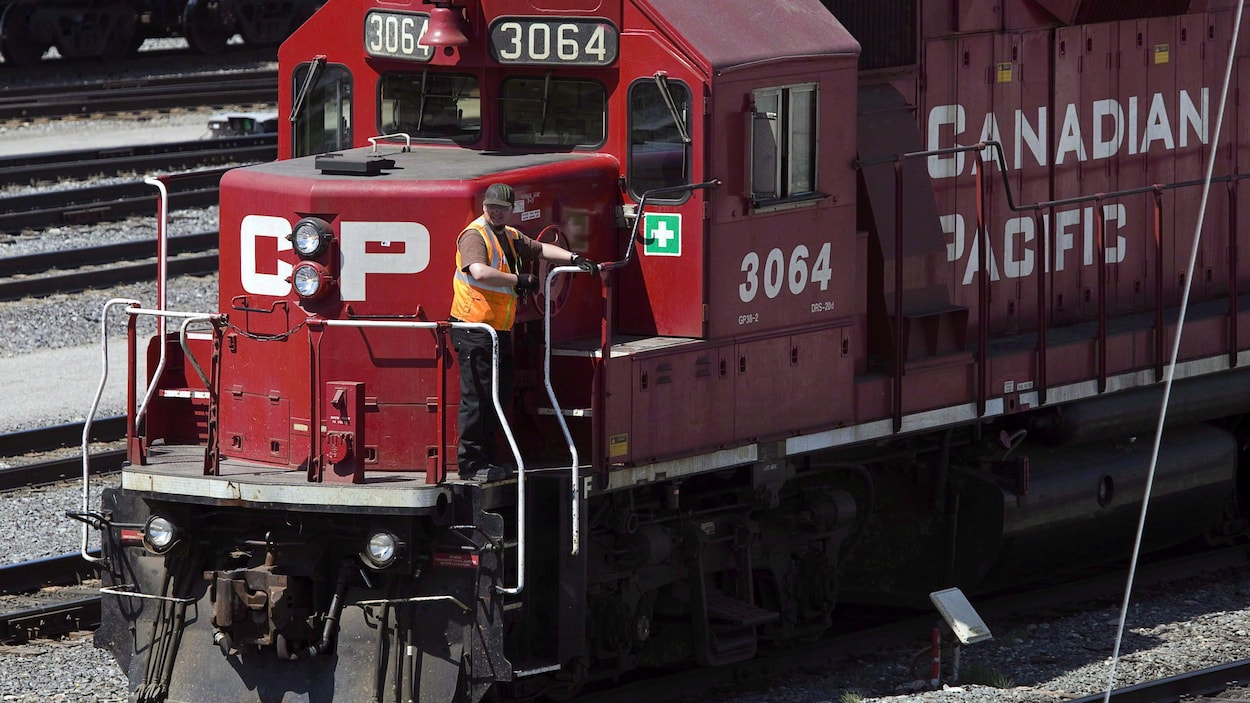 Le CPKC dit assurer le maintien du service malgré la grève