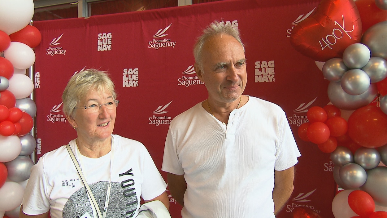 Le 400 000e passager accoste à Saguenay RadioCanada