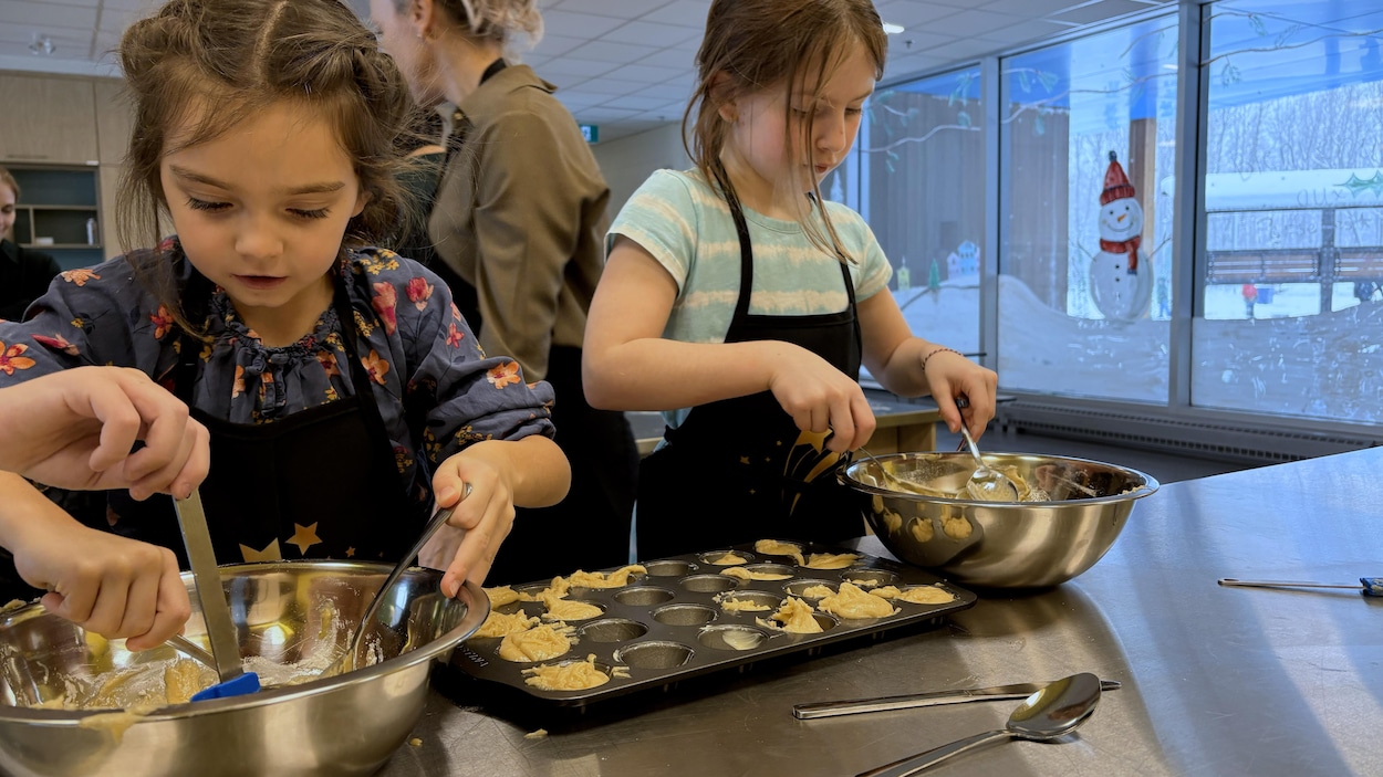Coupes en éducation : des écoles refusent de sacrifier les ateliers de cuisine