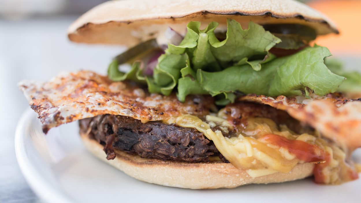 Le Veganator, ou l'illusion parfaite d’un  cheeseburger  à l’américaine