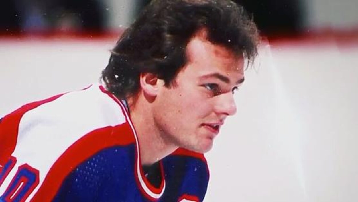 Dale Hawerchuk, joueur des Jets de Winnipeg Dale Hawerchuk, joueur des Jets de Winnipeg