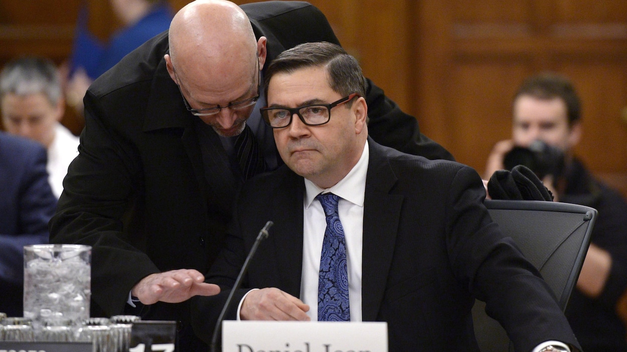 Le conseiller à la sécurité nationale du premier ministre, Daniel Jean, devant un comité parlementaire. Le conseiller à la sécurité nationale du premier ministre, Daniel Jean, devant un comité parlementaire.