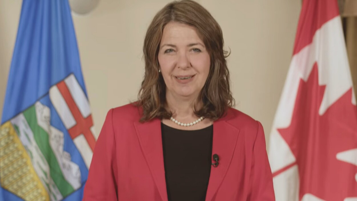 Danielle Smith wants to amend Alberta’s Bill of Rights