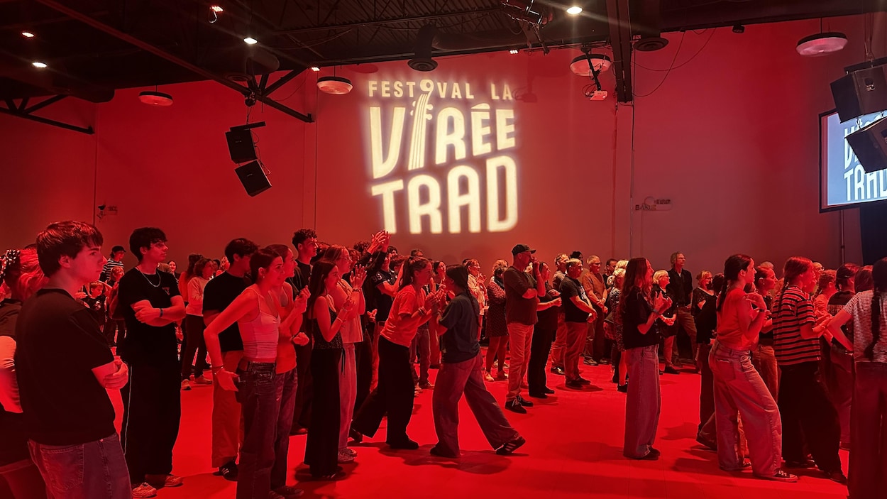 Les jeunes mènent la danse