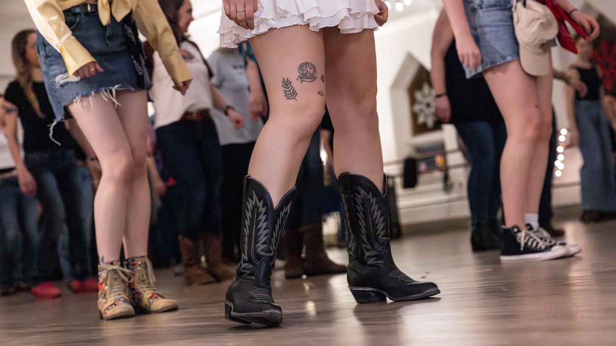 Davantage d’élèves en danse, mais pas plus d’argent