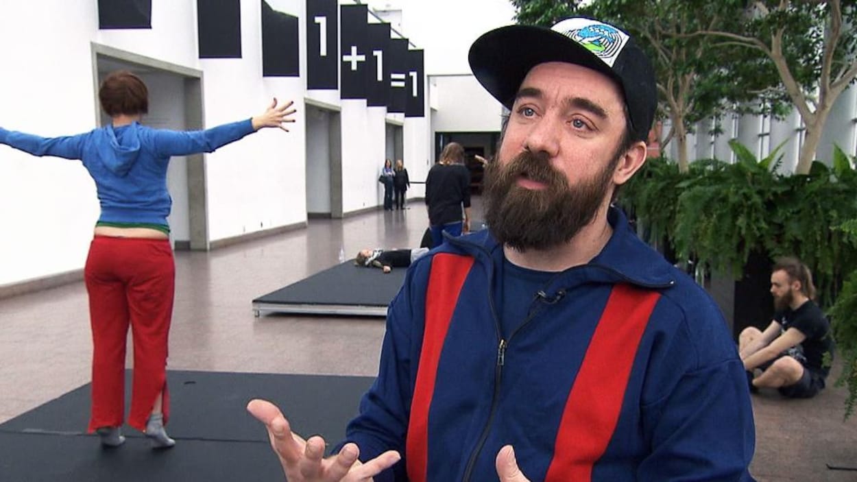 Le chorégraphe et danseur Dave St-Pierre