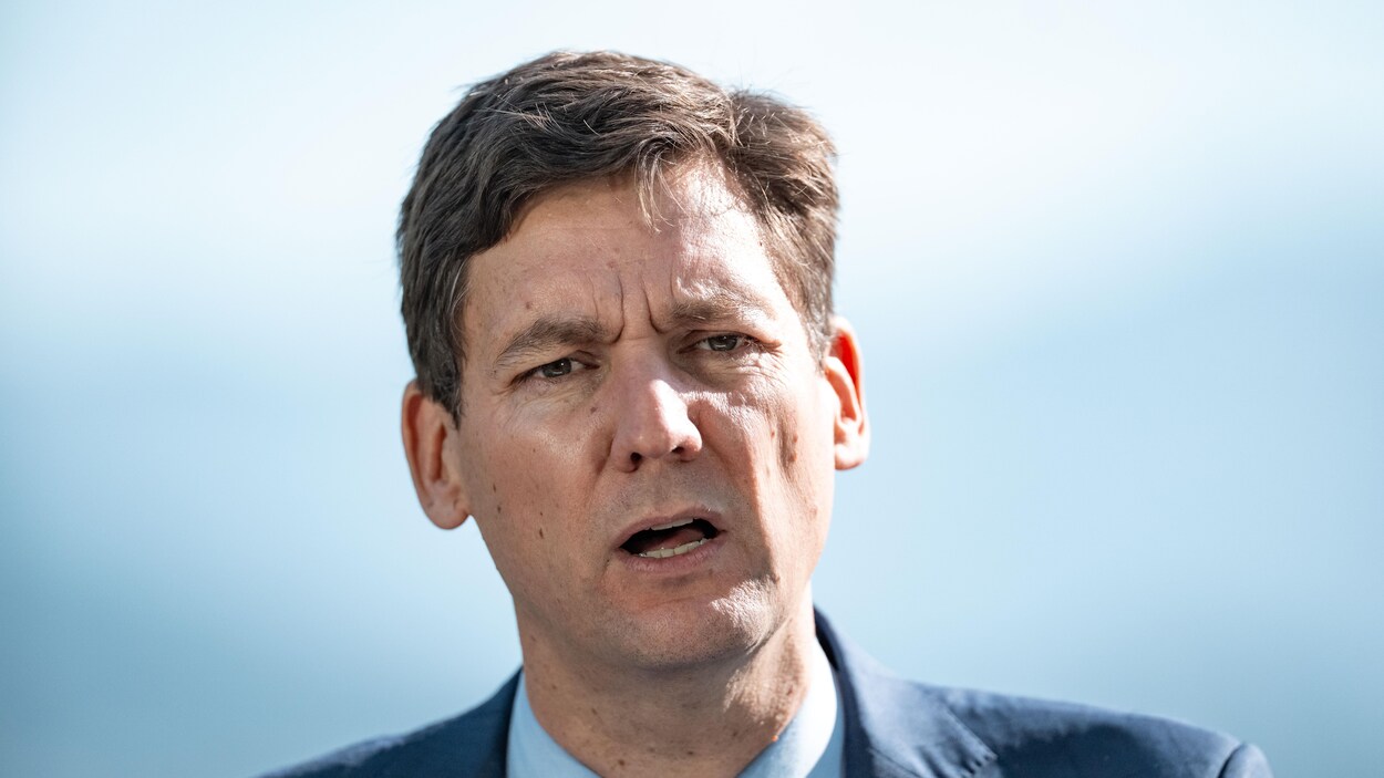 David Eby propose de suspendre des articles d’une loi sur les droits autochtones