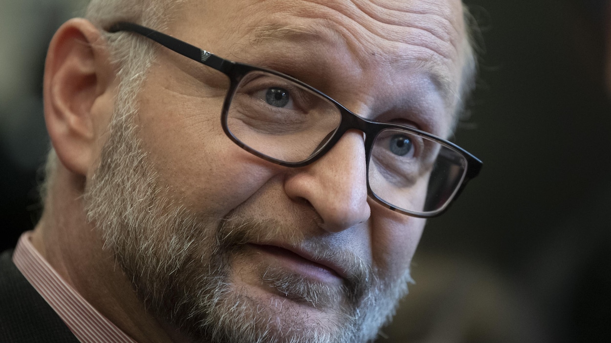 Le ministre David Lametti en gros plan.