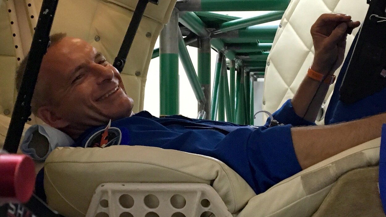 L'astronaute québécois Davis Saint-Jacques s'entraîne en Russie en vue de sa mission en décembre. L'astronaute québécois Davis Saint-Jacques s'entraîne en Russie en vue de sa mission en décembre.