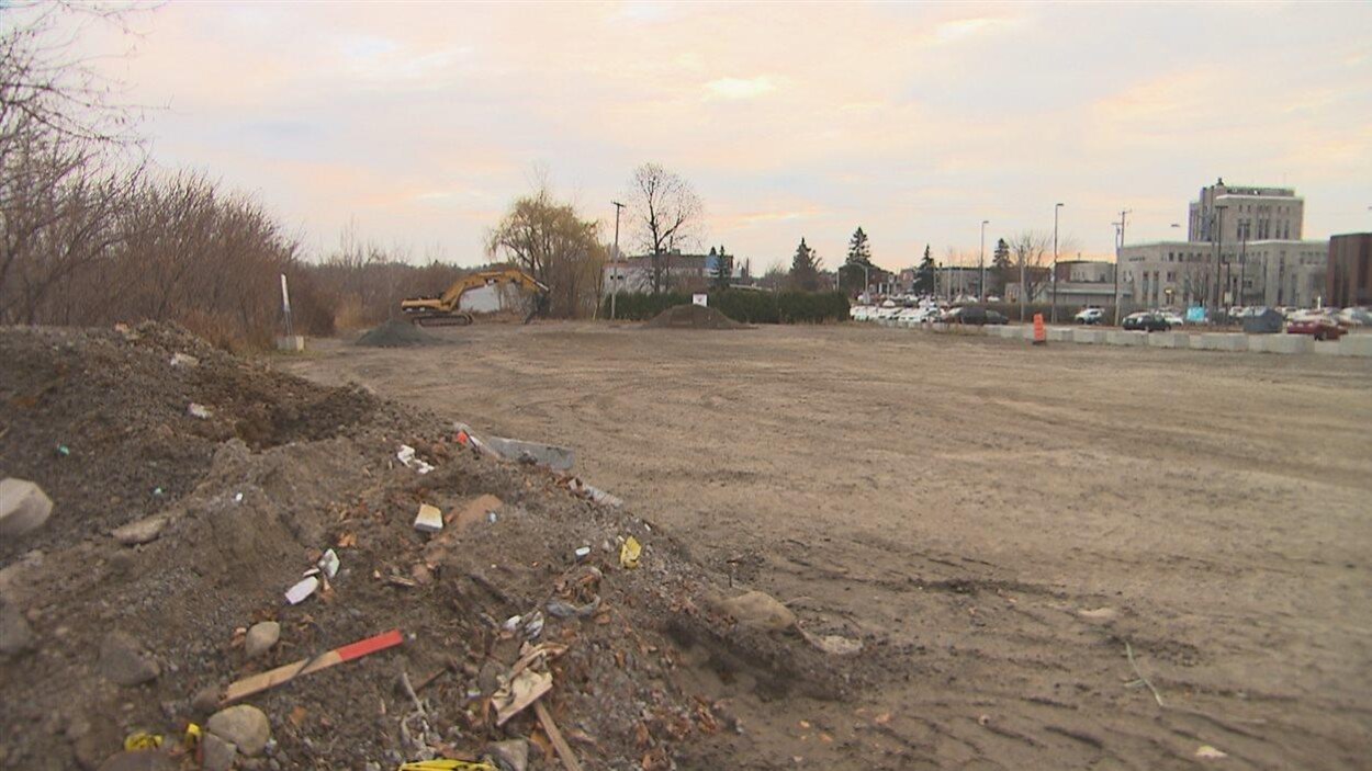 L’UMQ propose d’accorder aux villes le pouvoir d’imposer une redevance réglementaire aux entreprises qui refusent de décontaminer leurs terrains.