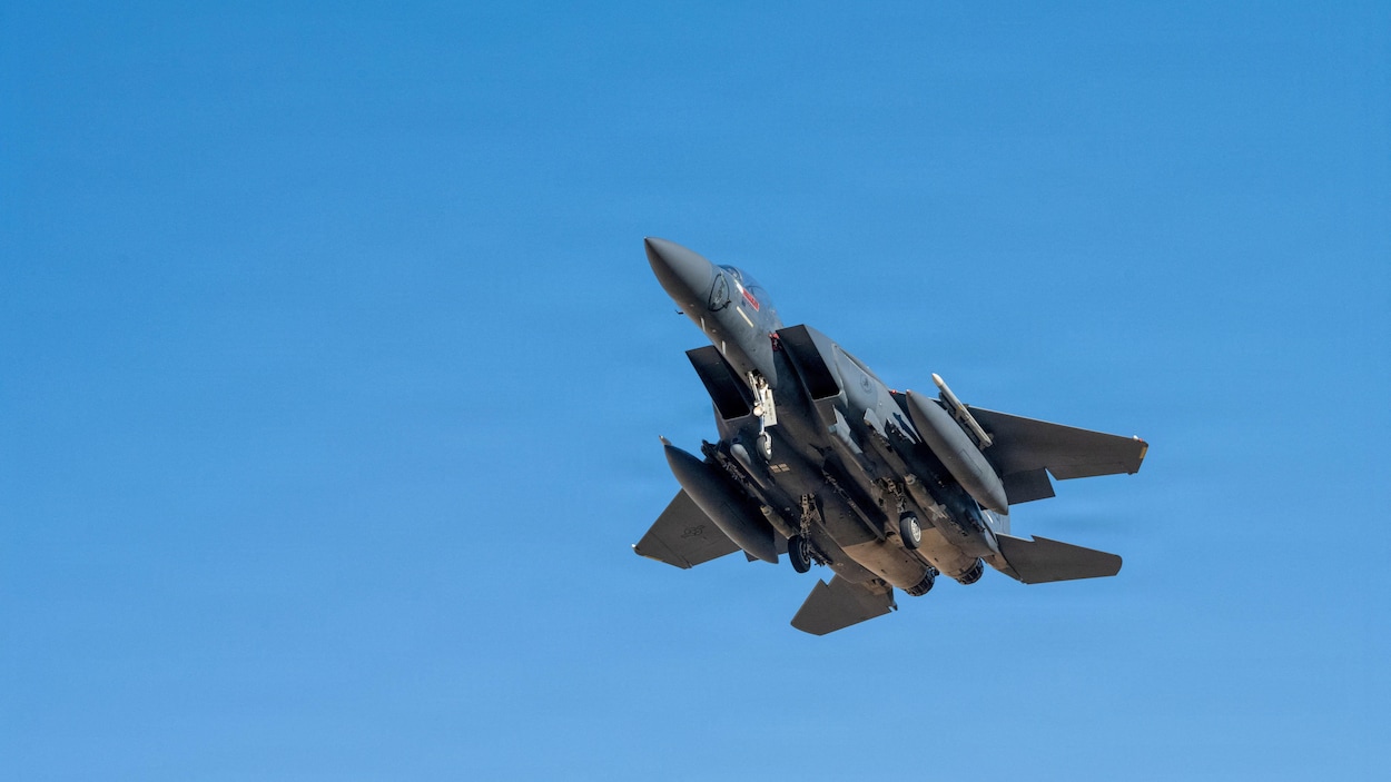 Course pour retrouver un aviateur américain