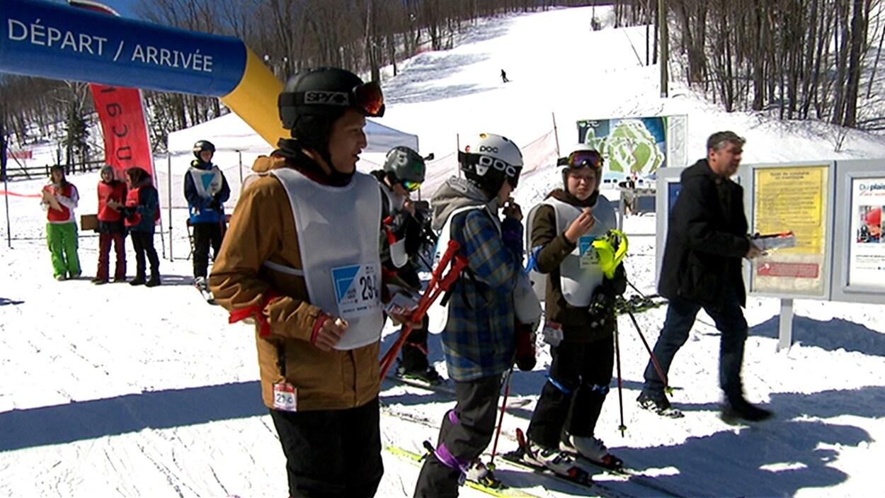 Le Défi ski Leucan à la station de ski Vallée du Parc. Le Défi ski Leucan à la station de ski Vallée du Parc.