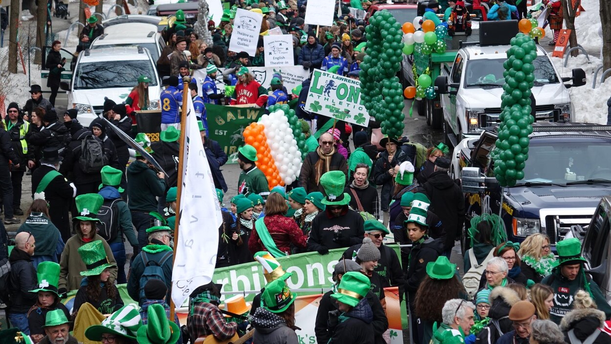 Un défilé de la SaintPatrick « plus grandiose que jamais » à Québec, promet Labeaume Radio