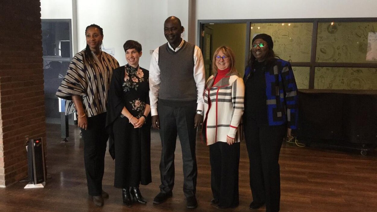 Une délégation sénégalaise a visité plusieurs endroits à Sudbury, dont le Collège Boréal.