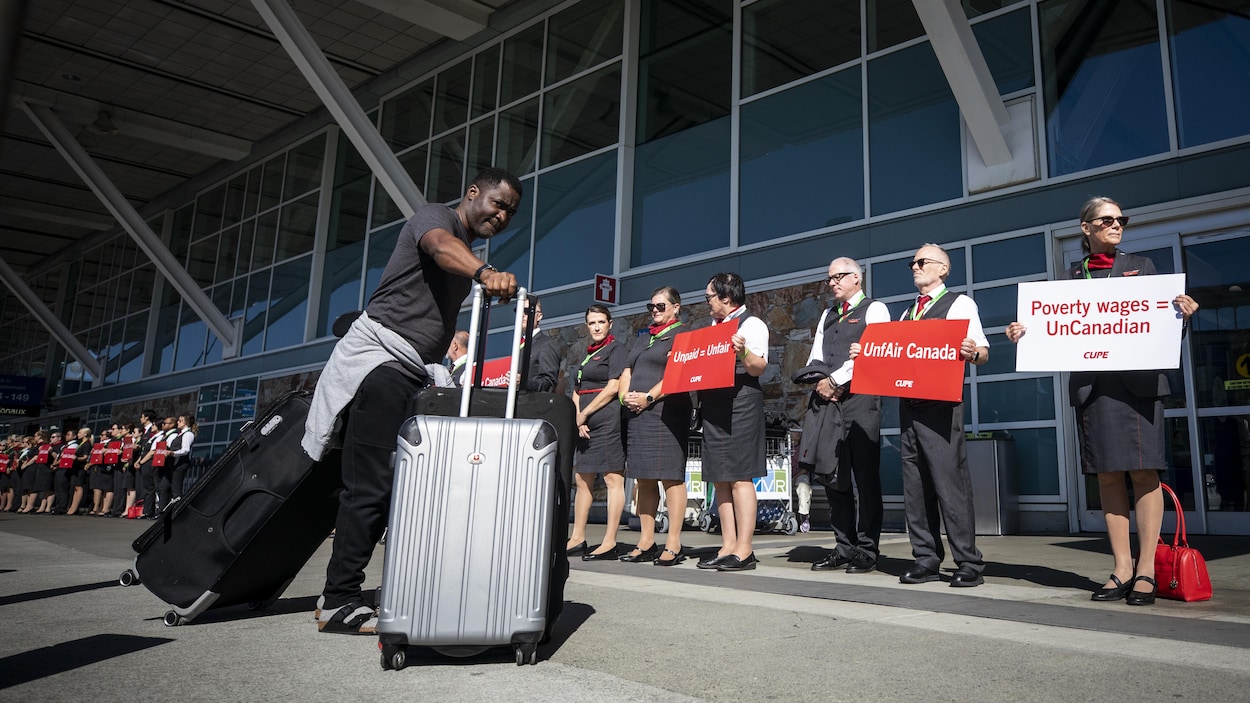 Geste coordonné des agents de bord d’Air Canada dans tout le pays ...