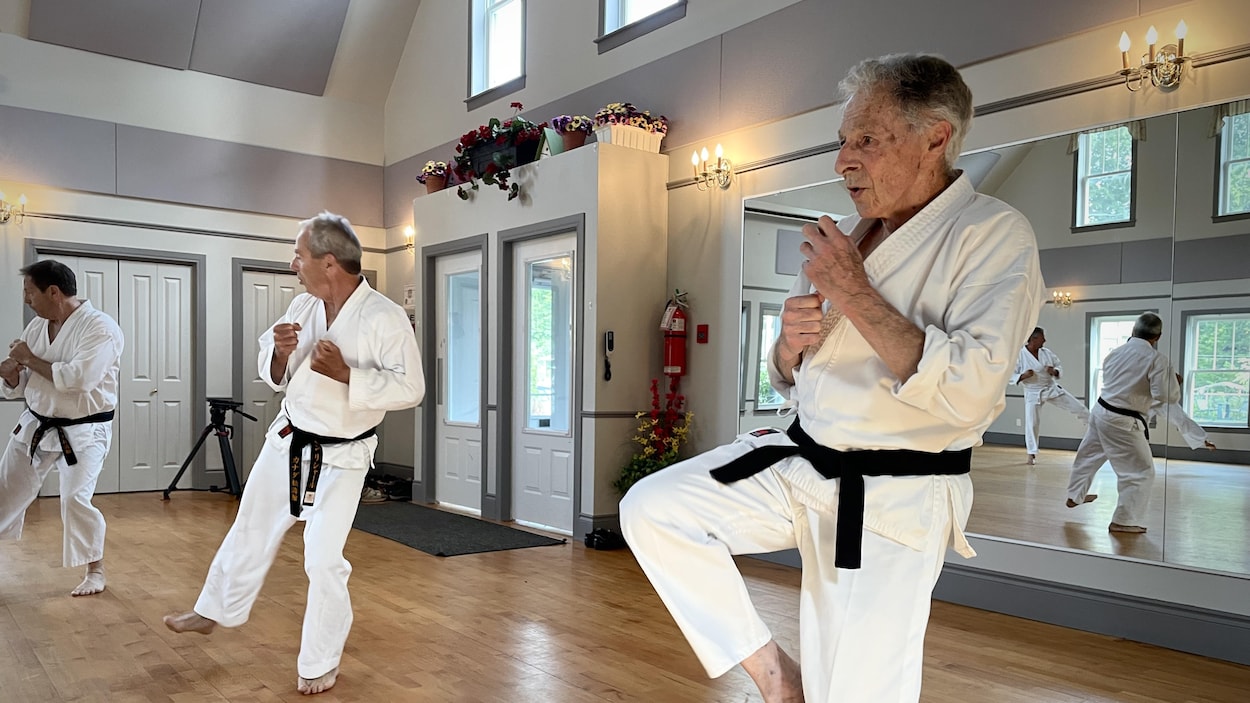 Il devient ceinture noire de karaté à 91 ans