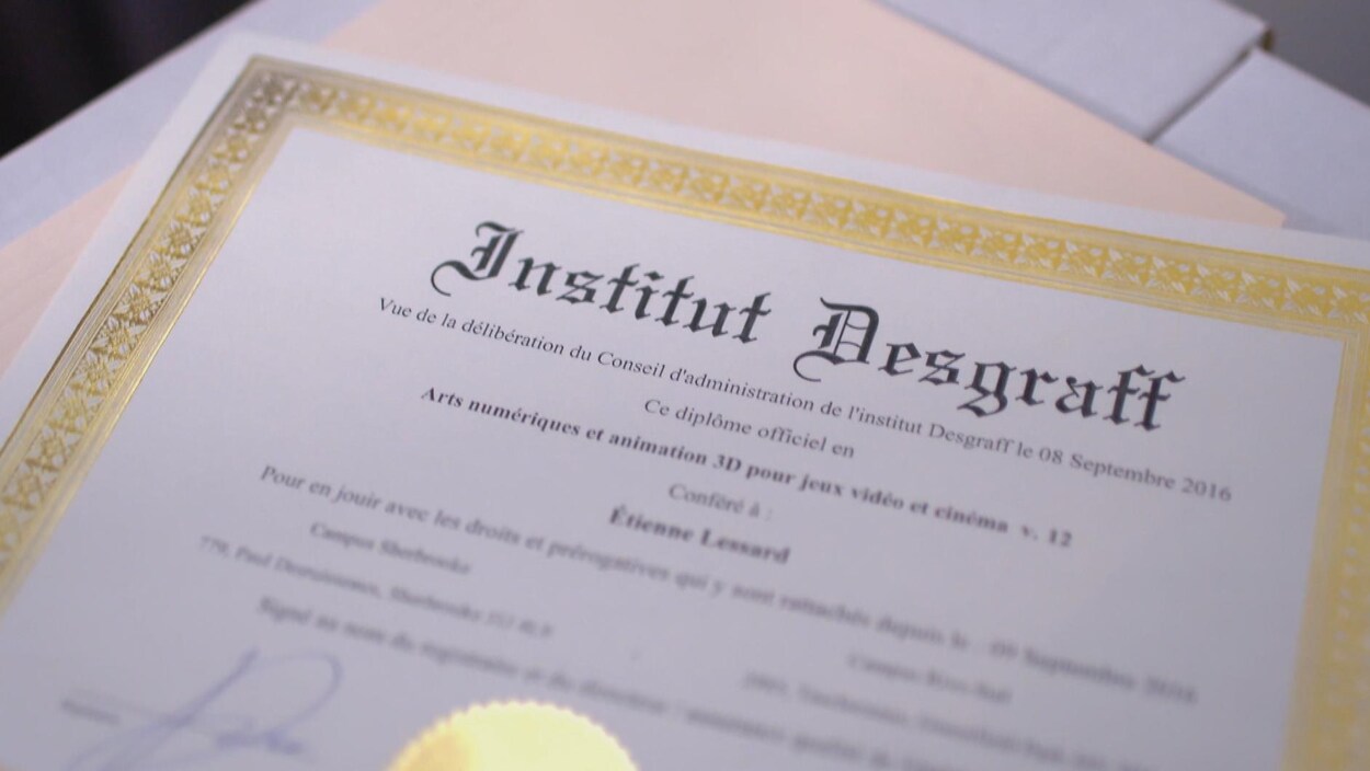 Un diplôme décerné par l'institut Desgraff à Étienne Lessard.