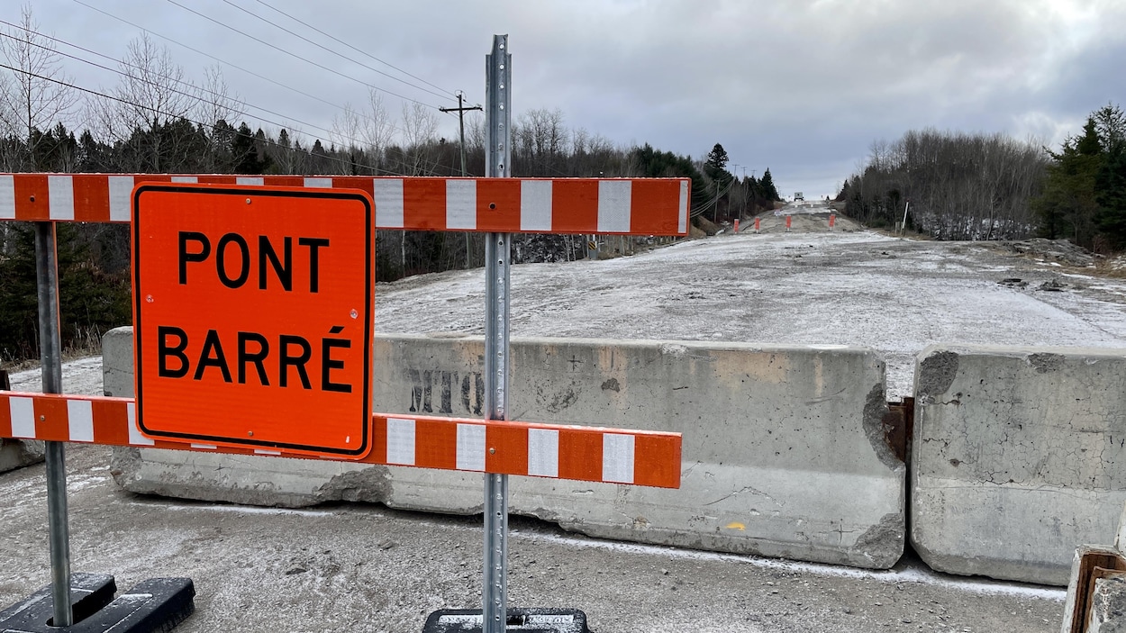 https://ici.radio-canada.ca/nouvelle/2036230/se-rendre-st-ambroise-route-shipshaw | Info | Radio-Canada