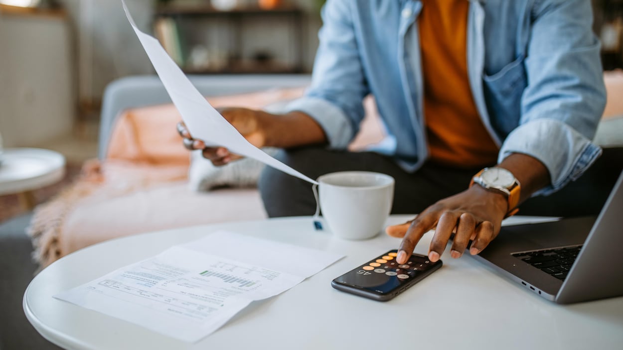 Comment fonctionne le système d’aide financière aux étudiants en Ontario?