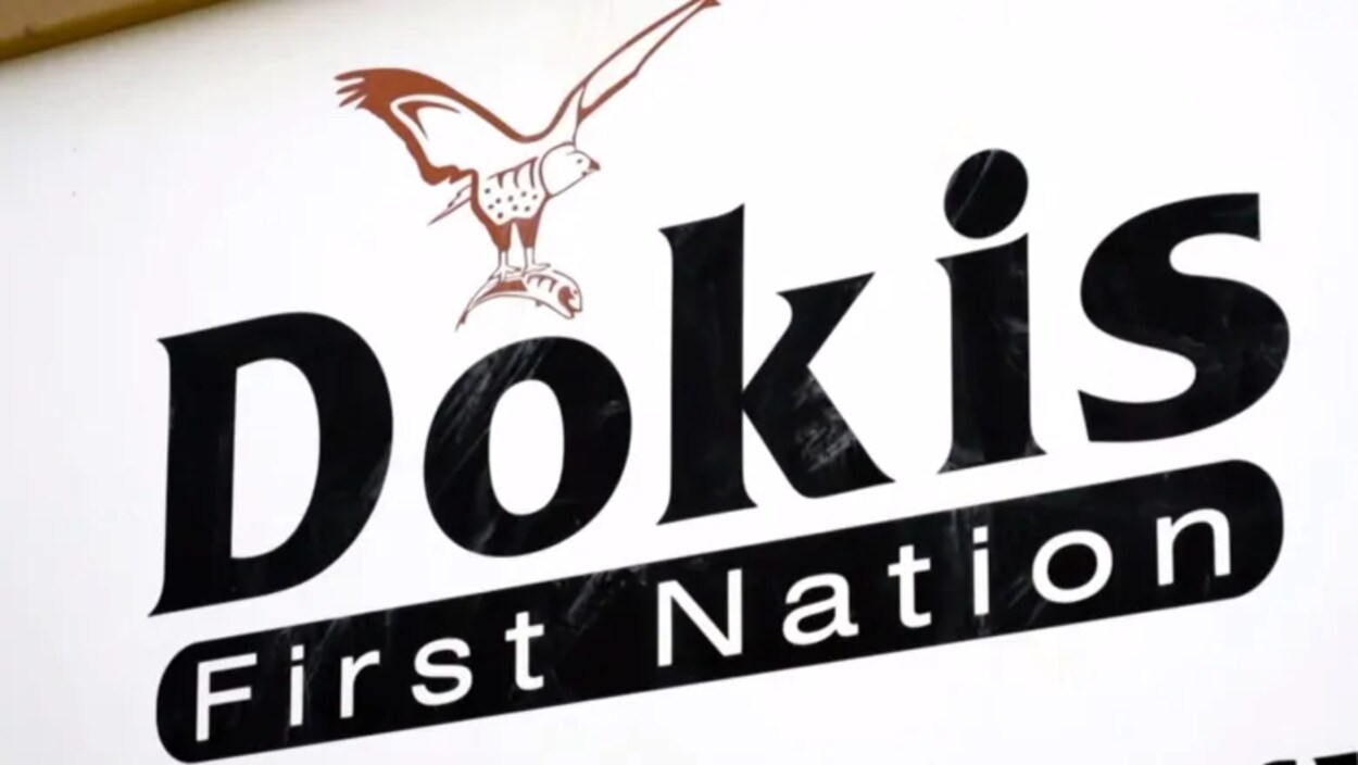 Le logo Dokis First Nation.