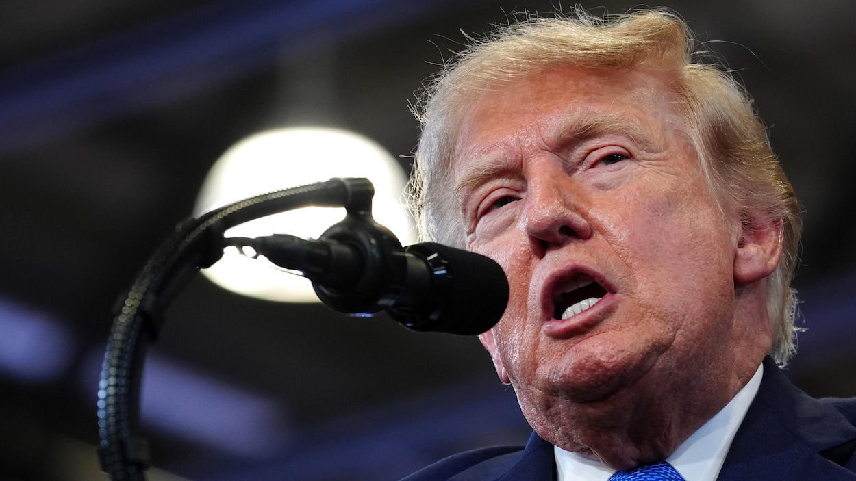 Trump nie les inquiétudes au sujet de l’équipage du porte-avions Lincoln