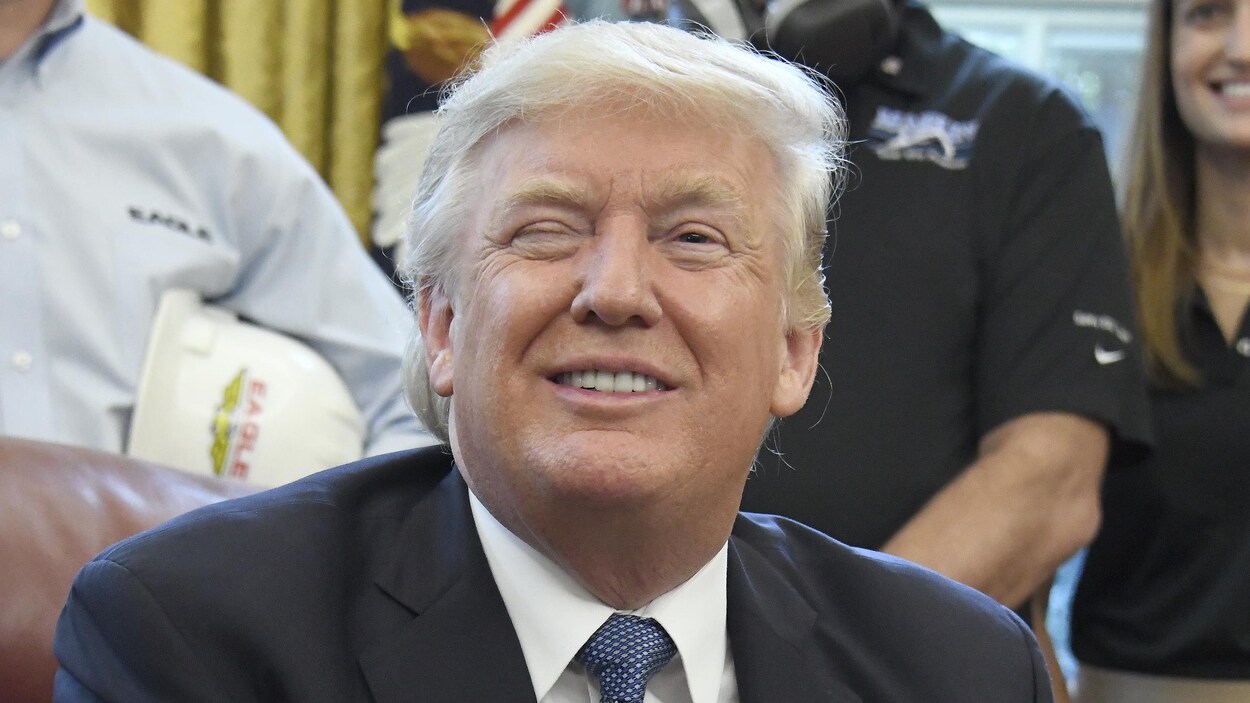 Donald Trump renforce ses demandes quant à l'immigration avant d'arriver à une entente sur les Dreamers. Donald Trump renforce ses demandes quant à l'immigration avant d'arriver à une entente sur les Dreamers.