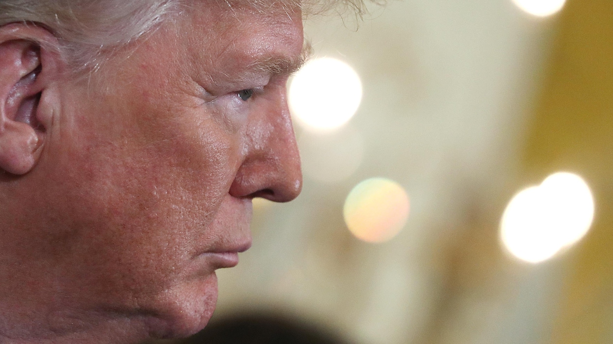 Donald Trump, de profil.