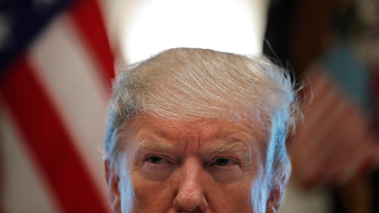 Le président des États-Unis, Donald Trump, participe à une rencontre à la Maison-Blanche.