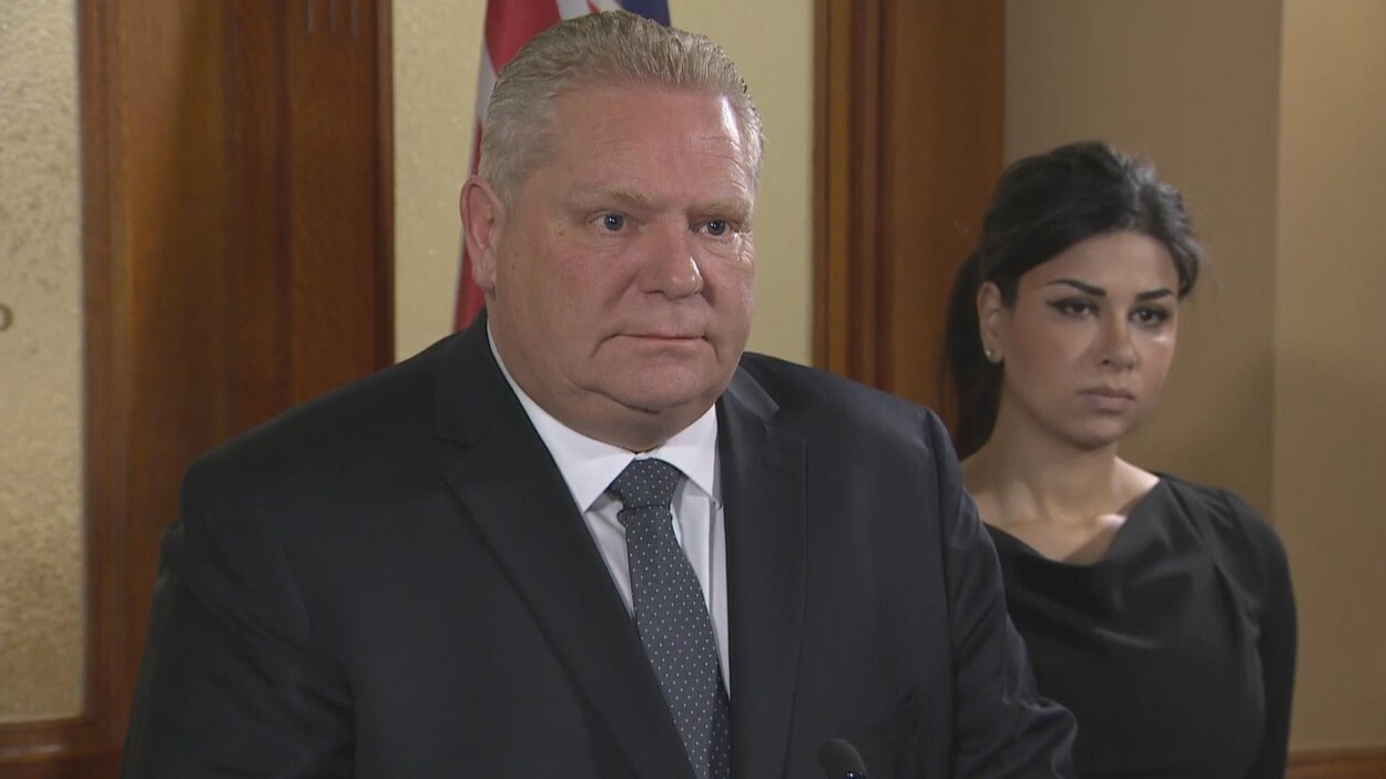 Le premier ministre de l'Ontario.