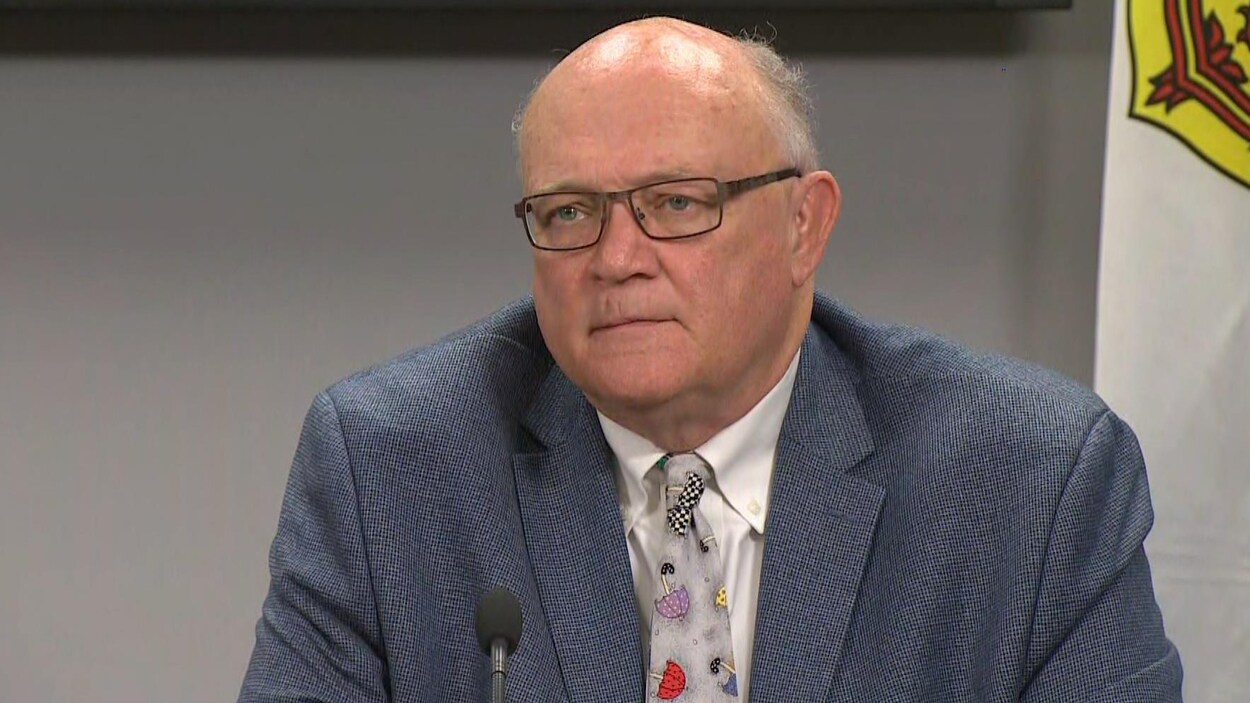Dr Robert Strang, médecin hygiéniste en chef de la Nouvelle-Écosse.