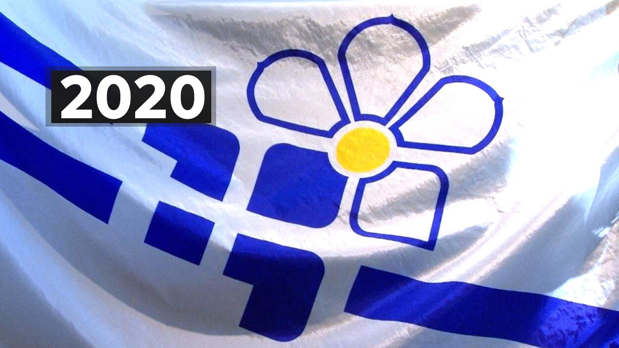 Le drapeau franco-colombien avec le chiffre 2020.