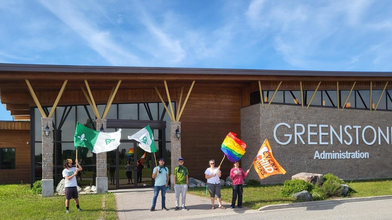 Une association francophone déplore un manque d’accès aux candidats à Greenstone